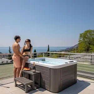 Lodge Sunset, Garda (Verona)
