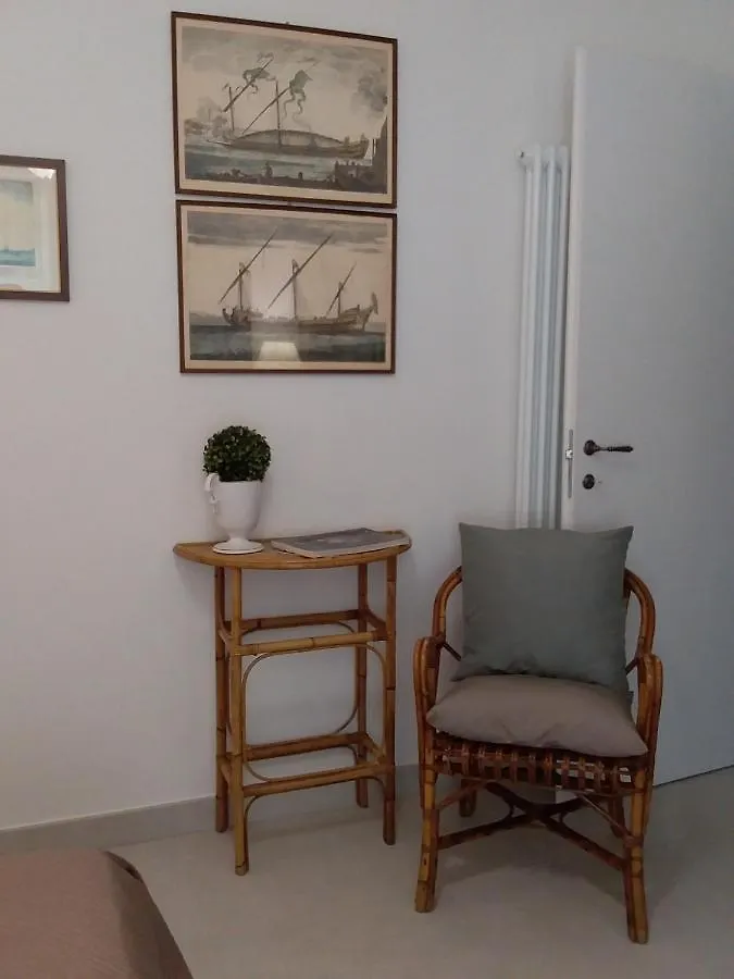 Apartmentsgarda - Ca' Capre 0*, Garda (Verona) Italy