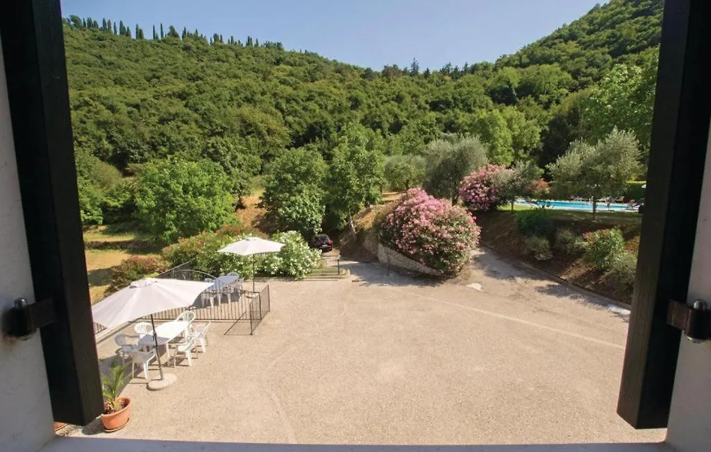 Apartmentsgarda - Ca' Capre 0*, Garda (Verona) Italy