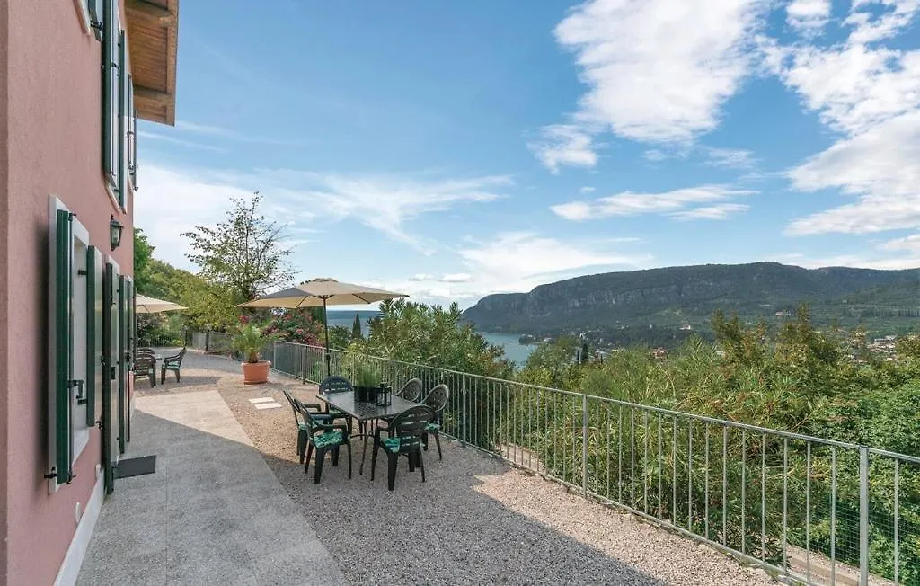 Apartmentsgarda - Ca' Capre 0*, Garda (Verona) Italy